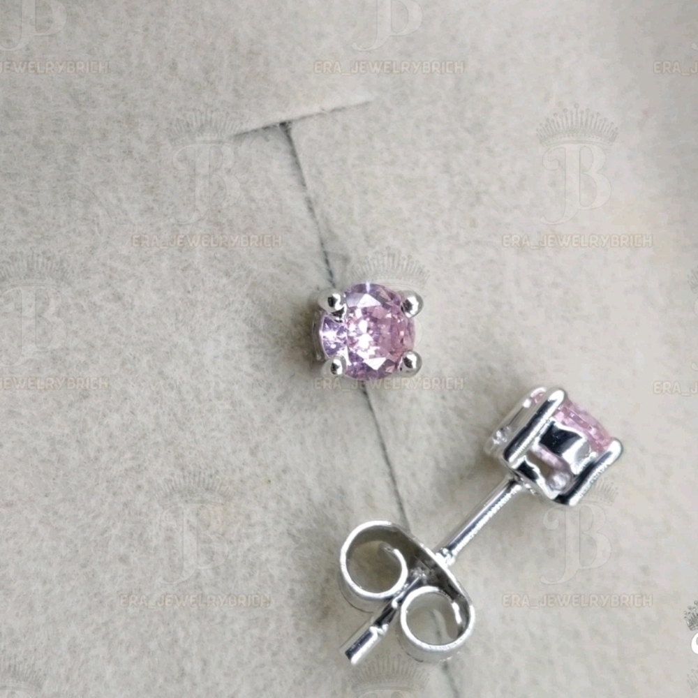 4MM Round Cut Simulated Sapphire Solitaire Stud Earrings 925 Stearling Silver